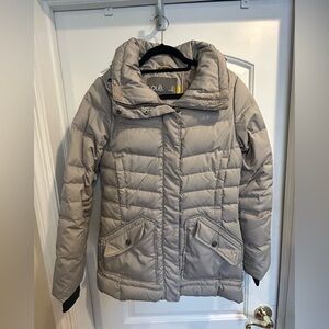 Lolë Beige Puffer Jacket
